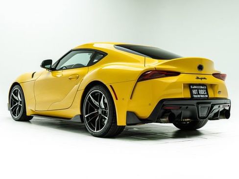 Used 2021 Toyota Supra Premium w/ Driver Assist Package RWD image 18