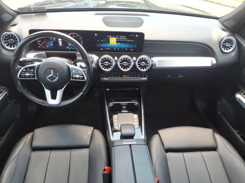 Used 2023 Mercedes-Benz GLB 250 4MATIC image 14