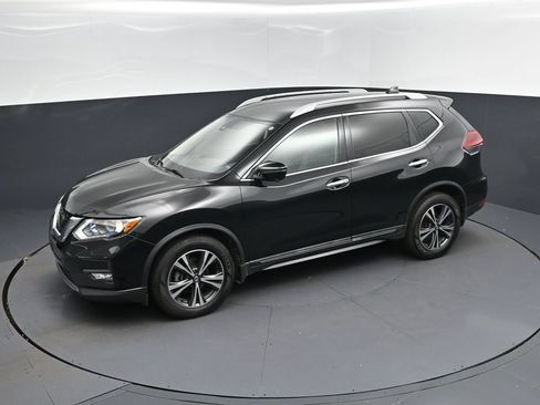 Used 2018 Nissan Rogue SL FWD image 31