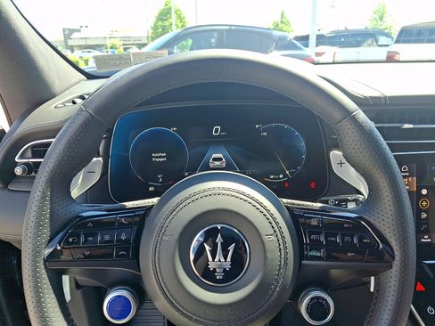 New 2025 Maserati Grecale GT AWD/4WD image 18