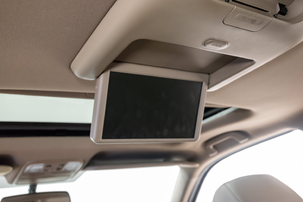Used 2014 Honda Pilot Touring image 32