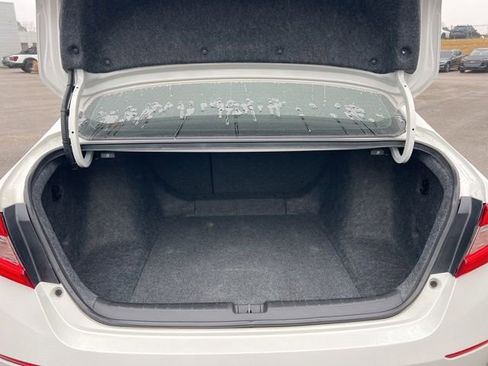 Used 2021 Honda Accord Hybrid image 29