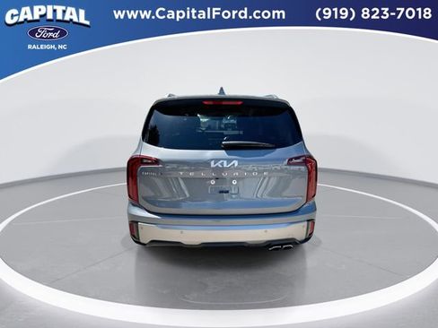 Used 2025 Kia Telluride S FWD image 7