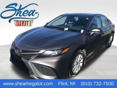 Used 2023 Toyota Camry SE