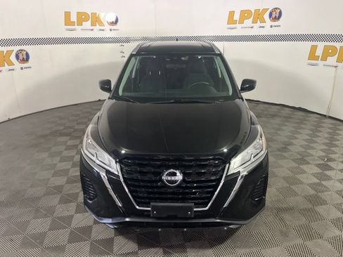 Used 2024 Nissan Kicks SV FWD image 8