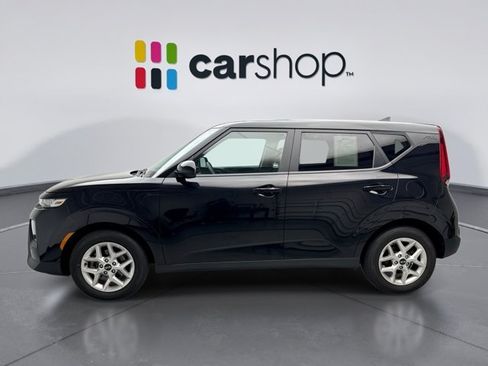 Used 2021 Kia Soul S FWD image 2