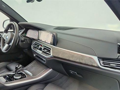 Used 2023 BMW X5 xDrive40i w/ M Sport Package image 22
