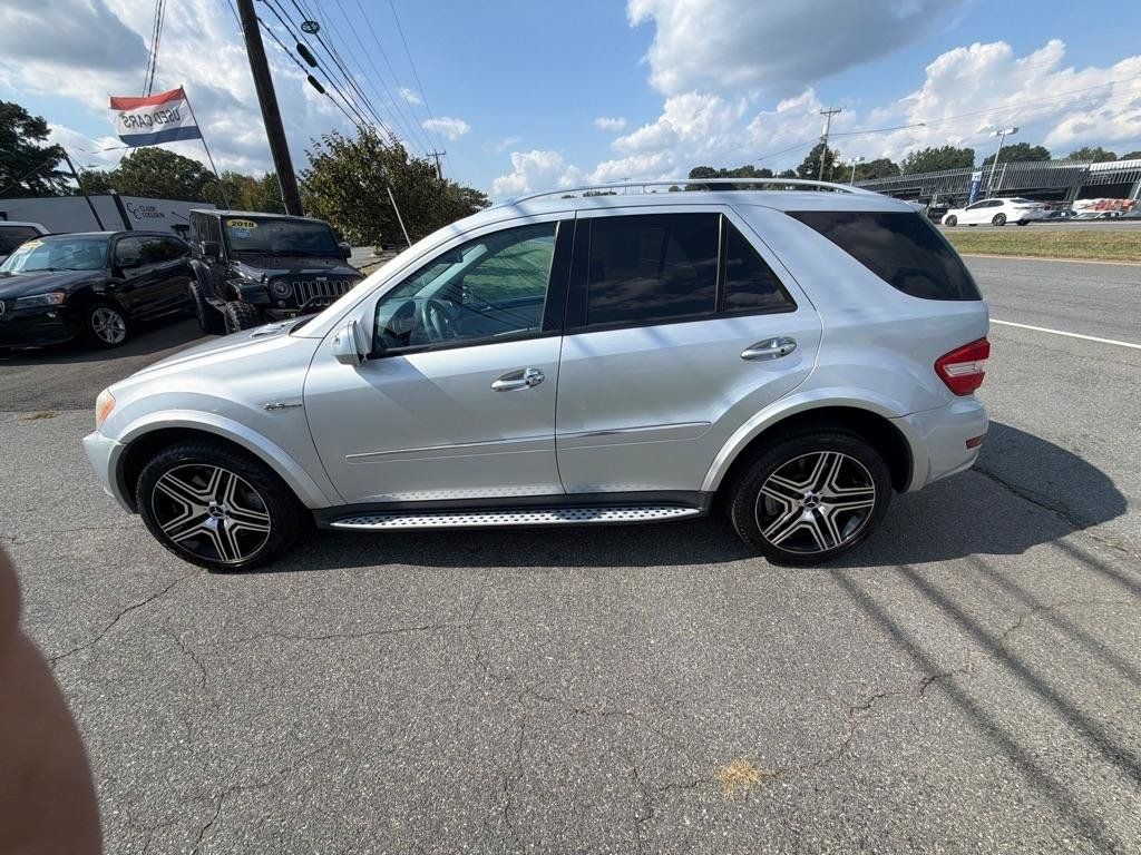 Used 2009 Mercedes-Benz ML 63 AMG 4MATIC image 15