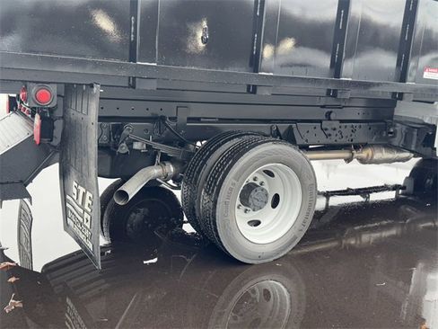 New 2024 Ford F550 4x4 SuperCab Super Duty image 11