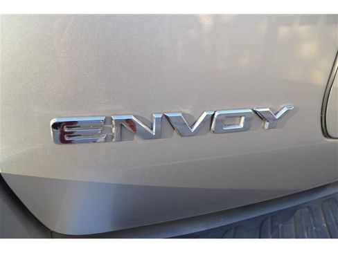 Used 2007 GMC Envoy SLE image 34