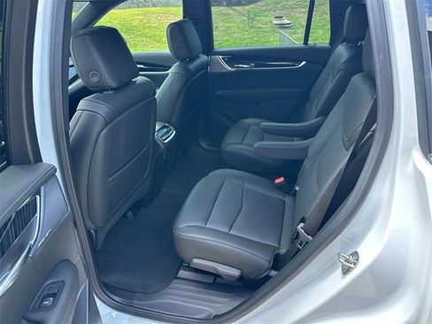 New 2025 Cadillac XT6 Premium Luxury w/ Technology Package image 17
