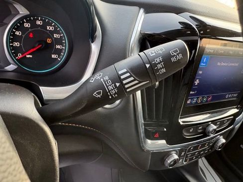 Used 2021 Chevrolet Traverse RS image 14