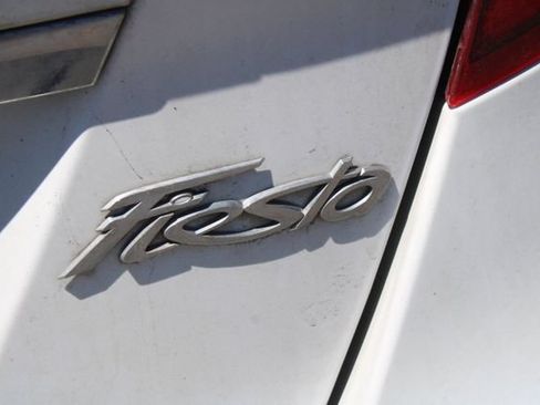 Used 2011 Ford Fiesta SES w/ 301A Rapid Spec Order Code FWD image 9