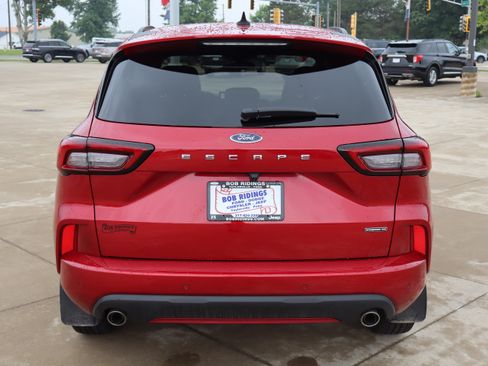 Used 2024 Ford Escape ST-Line Select w/ Tech Pack #2 image 7