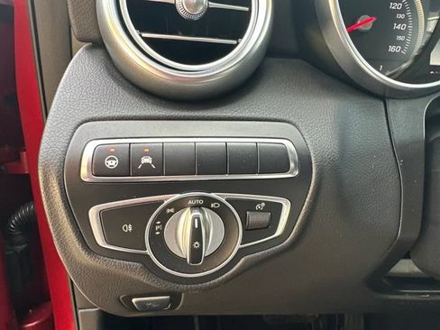 Used 2017 Mercedes-Benz GLC 300 4MATIC image 29