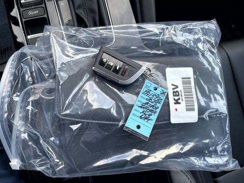 Used 2025 Acura Integra FWD image 21