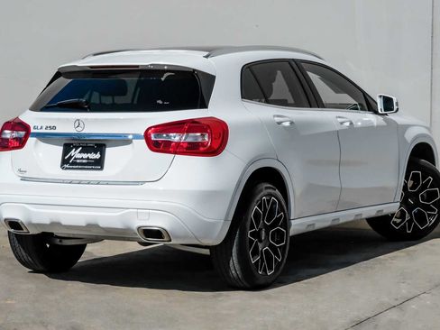 Used 2018 Mercedes-Benz GLA 250 image 9