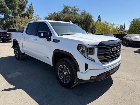 Used 2025 GMC Sierra 1500 AT4 AWD/4WD image 7