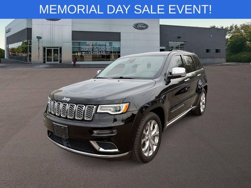 Used 2020 Jeep Grand Cherokee Summit AWD/4WD image 5