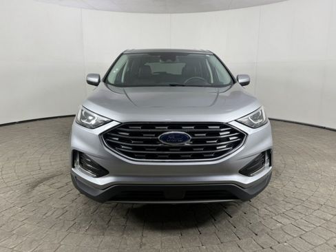 Used 2022 Ford Edge SEL w/ Convenience Package AWD/4WD image 2
