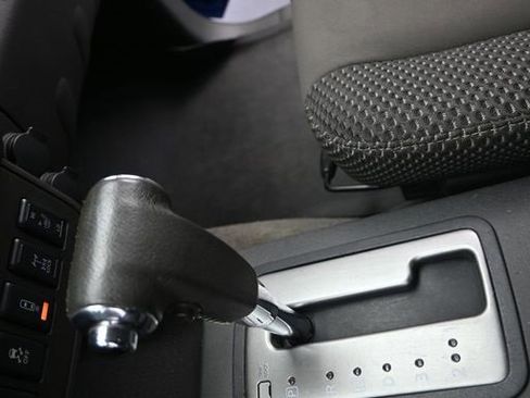 Used 2014 Nissan Frontier PRO-4X image 27