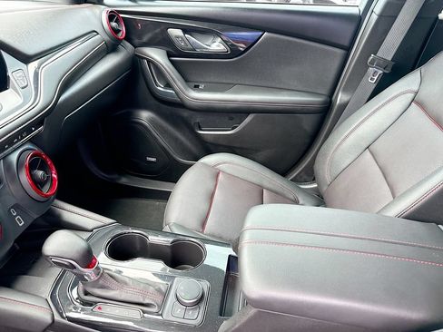 Used 2025 Chevrolet Blazer RS w/ Driver Confidence II Package FWD image 26