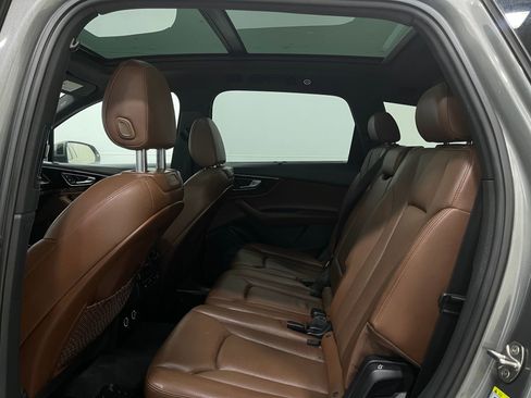 Used 2018 Audi Q7 3.0T Premium Plus w/ Premium Plus Package image 30