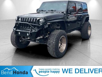 Used 2019 Jeep Wrangler Unlimited Sahara w/ Uconnect 4C Nav & Sound Group