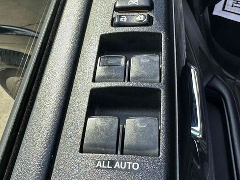 Used 2024 Toyota 4Runner TRD Off-Road Premium AWD/4WD image 25