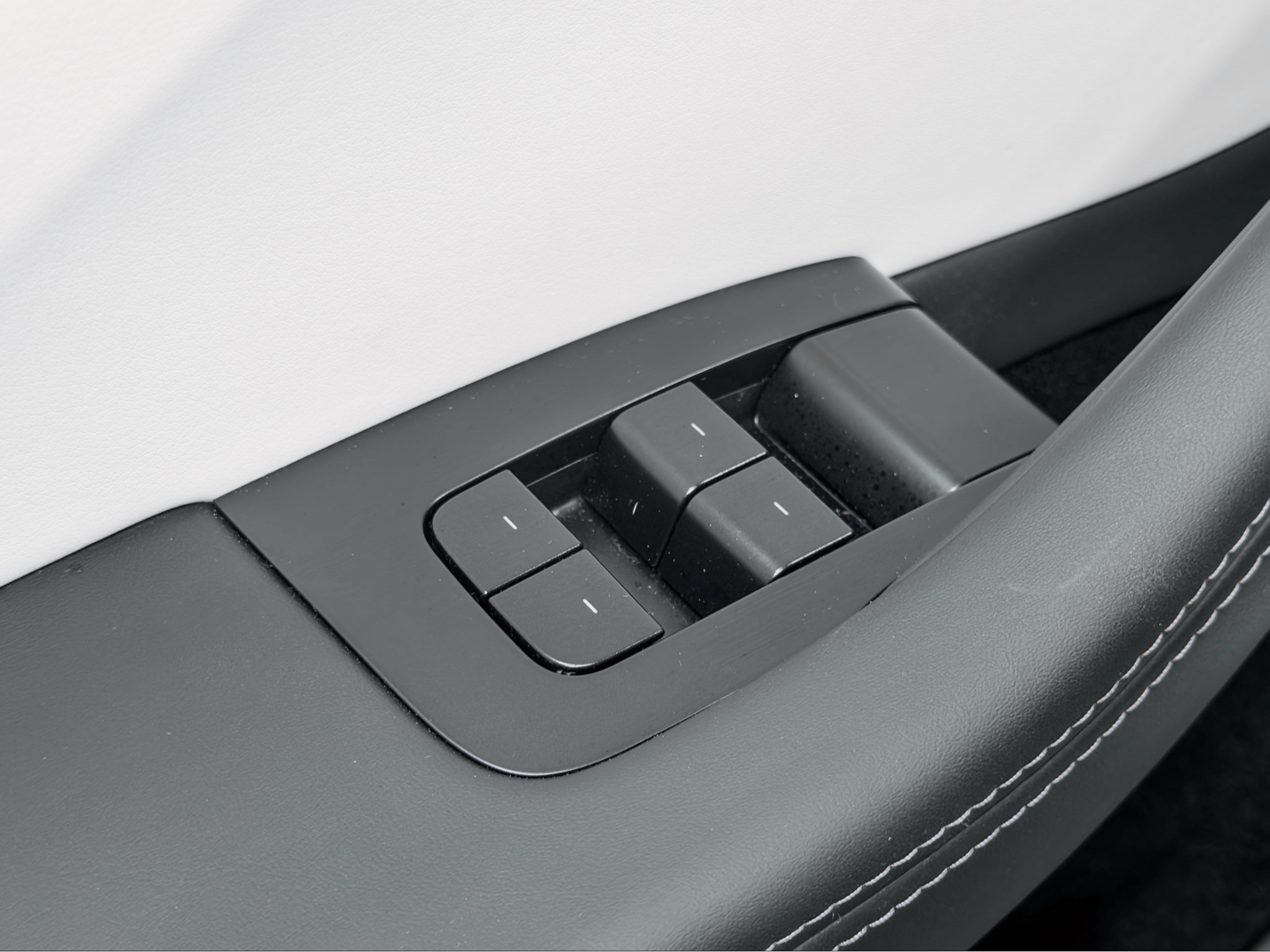 Used 2025 Tesla Model 3 Long Range RWD image 7