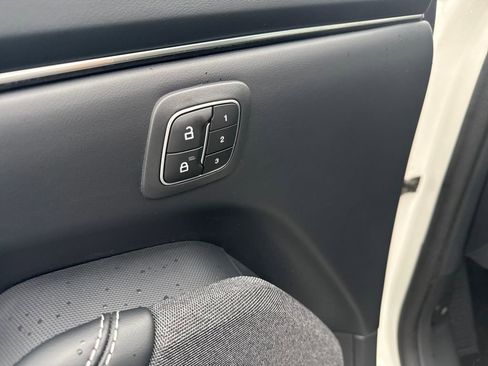 Used 2024 Ford Mustang Mach-E Premium image 24