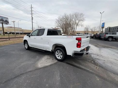 Used 2024 Chevrolet Silverado 1500 LT image 6