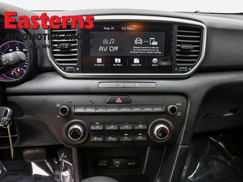 Used 2022 Kia Sportage LX FWD image 11
