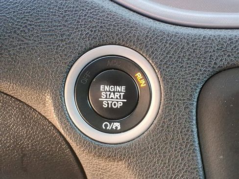 Used 2023 Dodge Charger SXT image 23