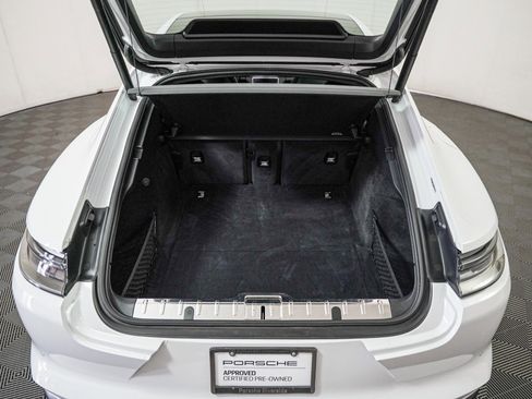 Certified 2023 Porsche Panamera image 27