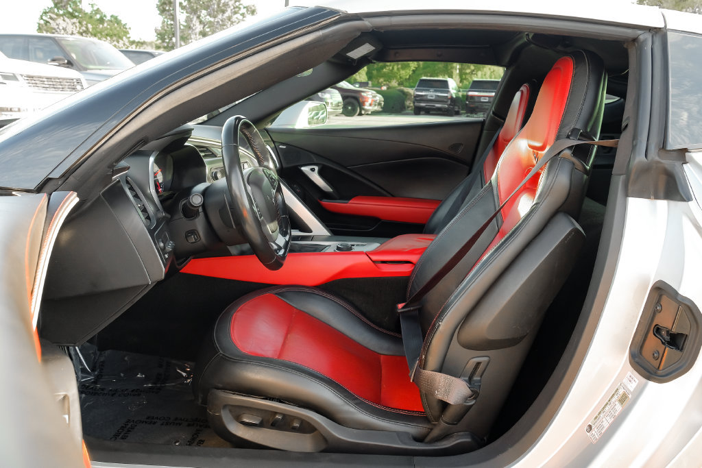 Used 2016 Chevrolet Corvette Stingray Coupe w/ 2LT Preferred Equipment Group RWD image 28