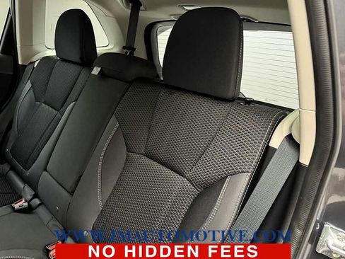 Used 2024 Subaru Forester Premium AWD/4WD image 16