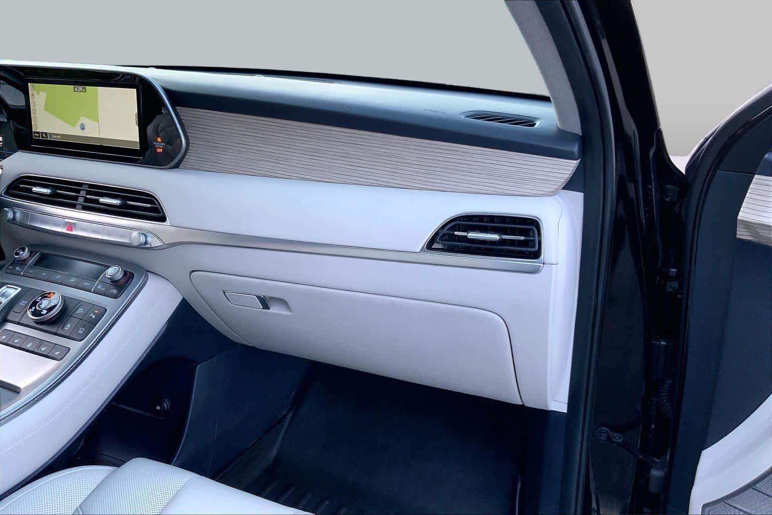 Used 2022 Hyundai Palisade Limited AWD/4WD image 19
