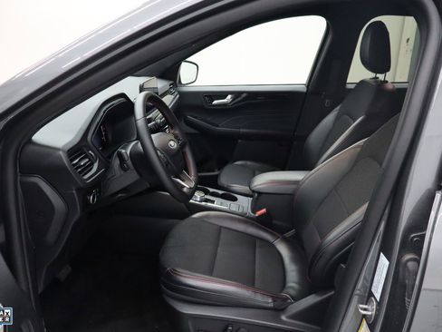 Used 2025 Ford Escape ST-Line image 25