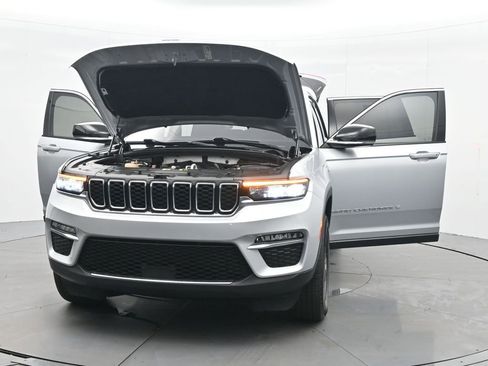 Used 2023 Jeep Grand Cherokee 4WD 4xe image 34
