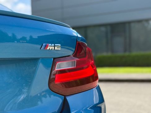 Used 2017 BMW M2 RWD image 11