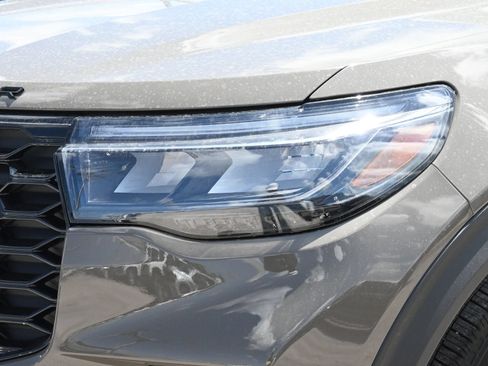 New 2026 Ford Explorer ST-Line w/ Premium Package RWD image 25