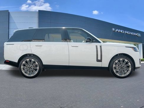 New 2026 Land Rover Range Rover Long Wheelbase SE AWD/4WD image 8