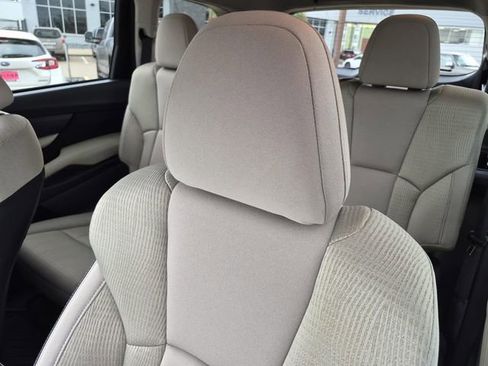 Used 2019 Subaru Ascent Premium AWD/4WD image 24