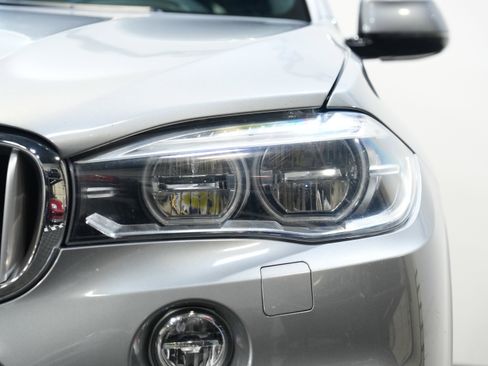 Used 2014 BMW X5 xDrive50i image 10