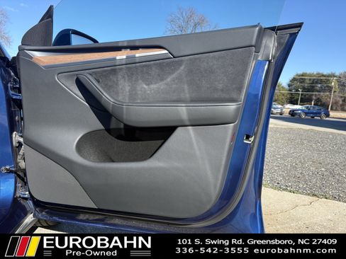 Used 2024 Tesla Model Y Long Range image 17