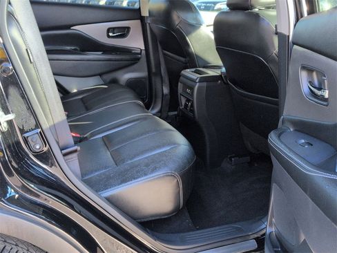 Used 2024 Nissan Murano SV w/ SV Midnight Edition Package image 18