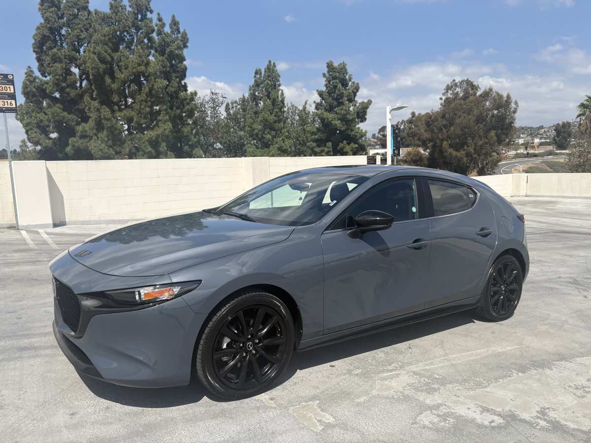 Used 2025 MAZDA MAZDA3 Carbon AWD/4WD image 4