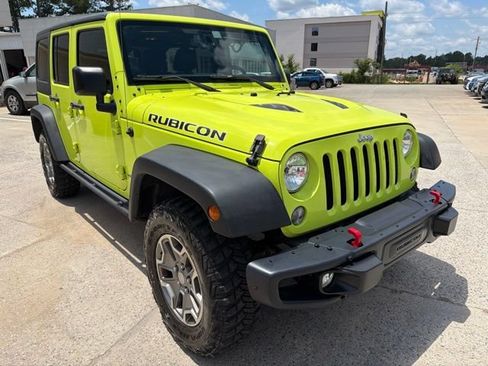 Used 2016 Jeep Wrangler Unlimited Rubicon AWD/4WD image 4