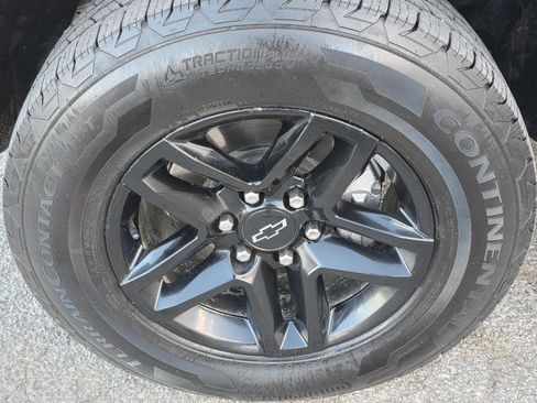 Used 2023 Chevrolet Silverado 1500 LT Trail Boss image 52